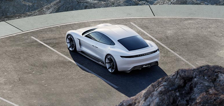 Porsche-Mission-E-8