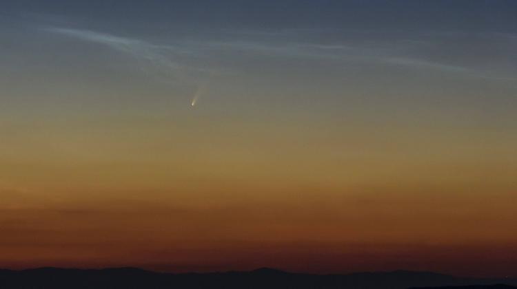 Kometa NEOWISE widoczna gołym okiem z Polski